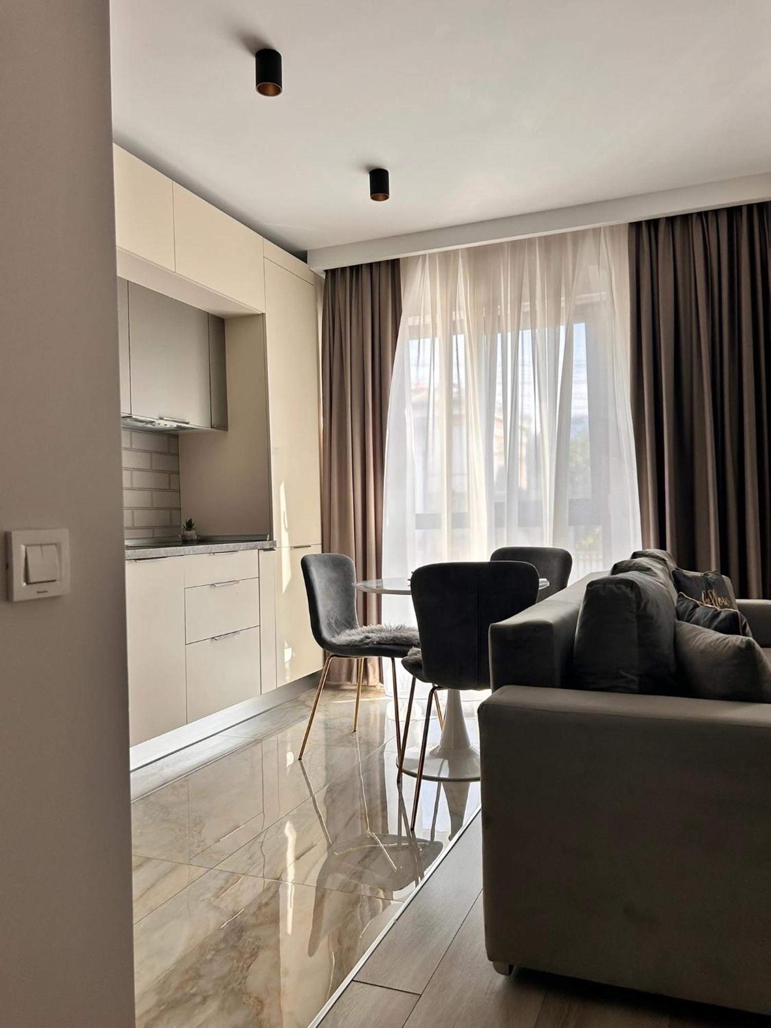 Elegance Apartment Bucharest Exterior photo